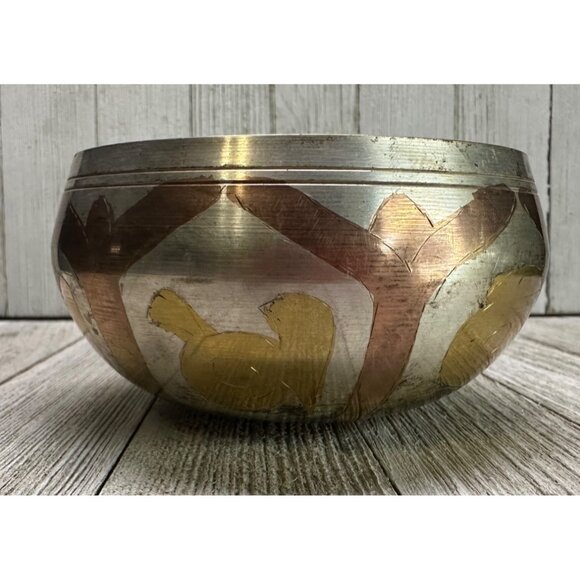 Vtg Nepal Tibetan Singing Bowl Only 4" Diameter 2.5" Tall Meditation Healing - Picture 1 of 11